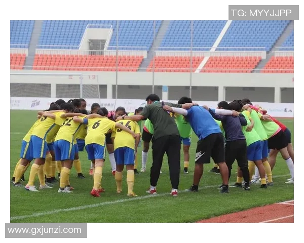 日本足球明星聚会精彩瞬间全记录让你领略球星魅力与友谊的完美结合